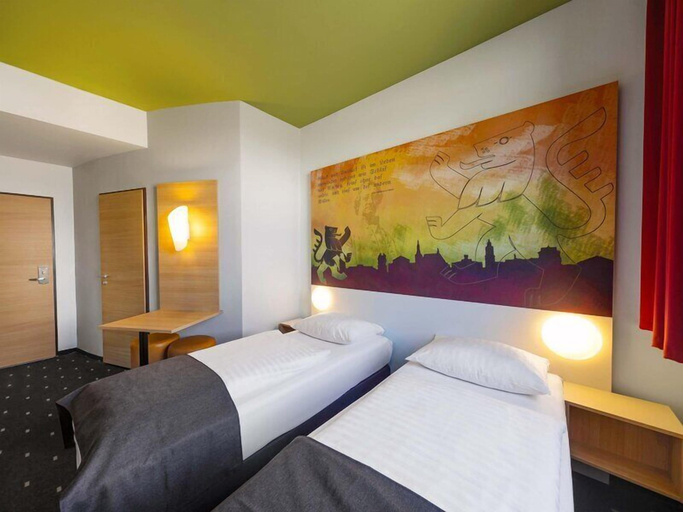 Bedroom 3, B&B Hotel Weimar, Weimar