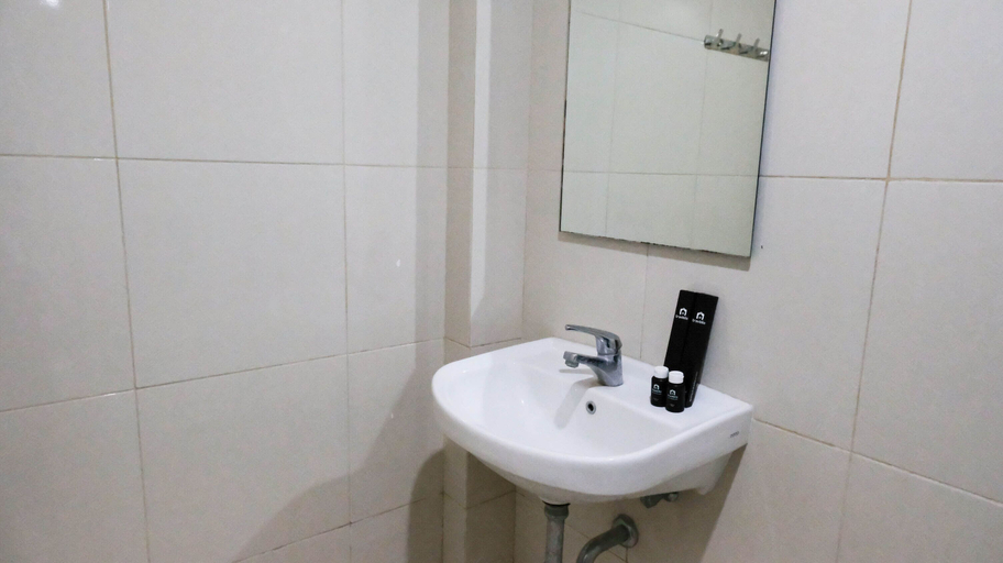 Others 5, Good Studio Connected To Mall At Orchard Supermall Mansion Apartment, Surabaya