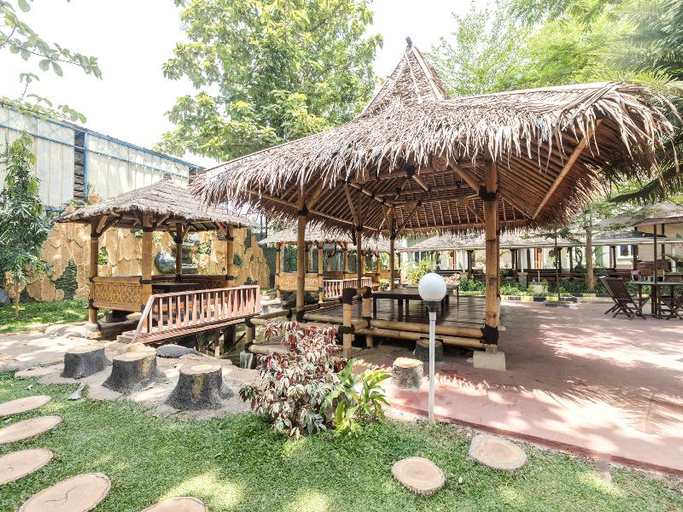 Others 2, OYO 1769 Mahayun Guest House Syariah, Bekasi