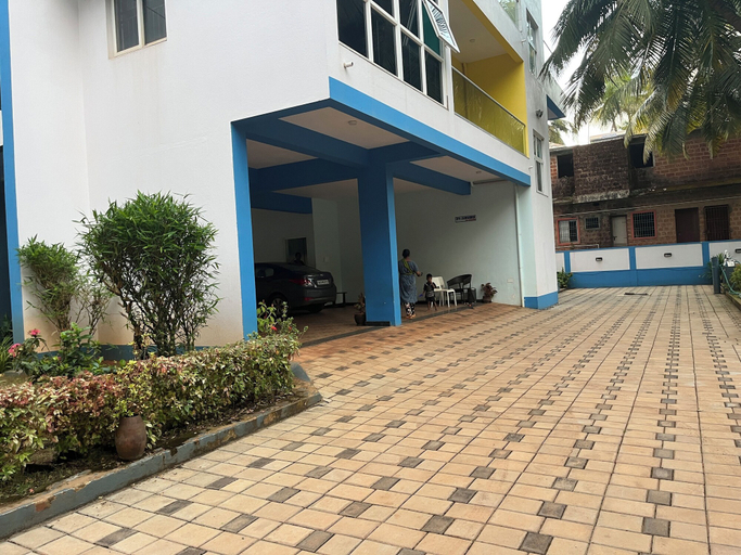 Property grounds 5, Sridevi White Sand Beach Resort, Uttara Kannada
