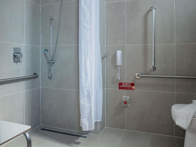 Bathroom 4, ibis budget Maceió Pajuçara, Maceió (capital)
