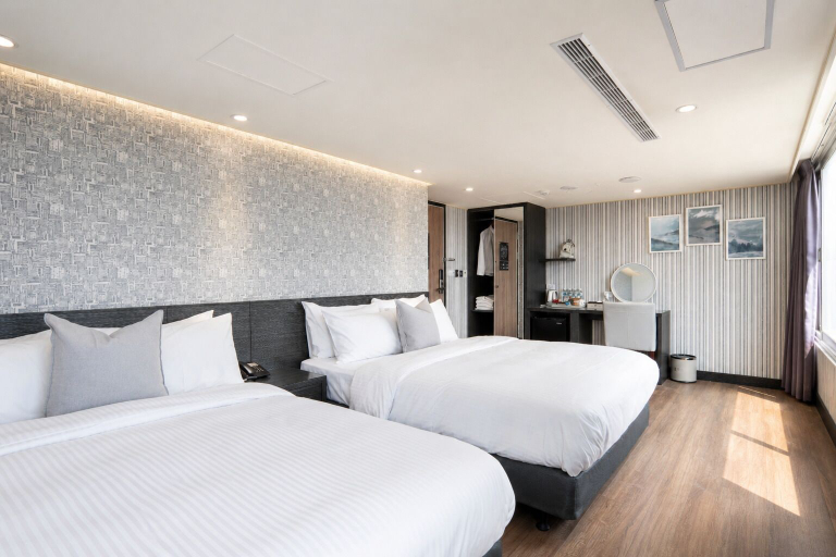 Bedroom 2, ElEnce Hotel, Taichung