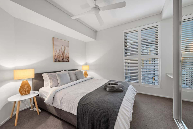 Interior 4, Breathtaking! 2bed/2bath/1car/balcony/views ~ CBD, Brisbane