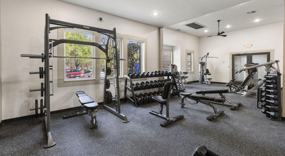 Fitness facility 5, Landing Beautiful 1bd, Gym, Clubhouse, Houston