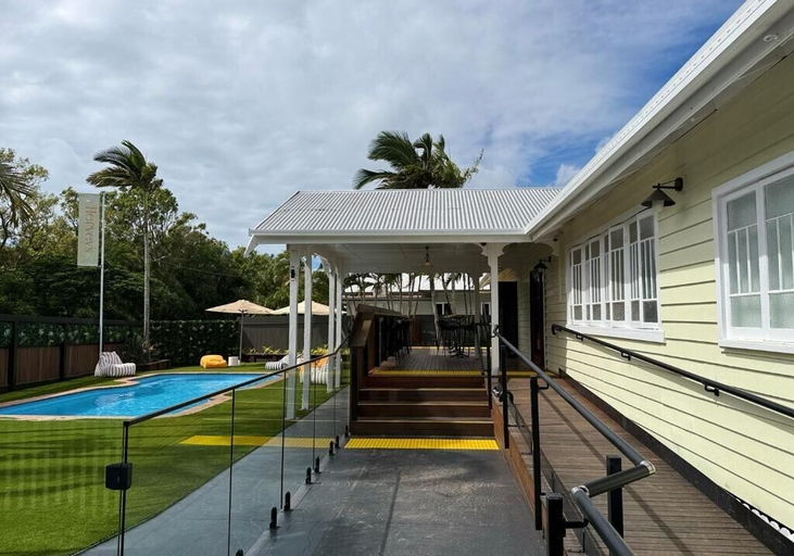 Property grounds, Herveys, Hervey Bay - Pt A