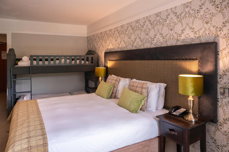 Bedroom 3, Delphi Resort Hotel & Spa