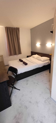 Bedroom 3, Class Hôtel Poitiers, Vienne