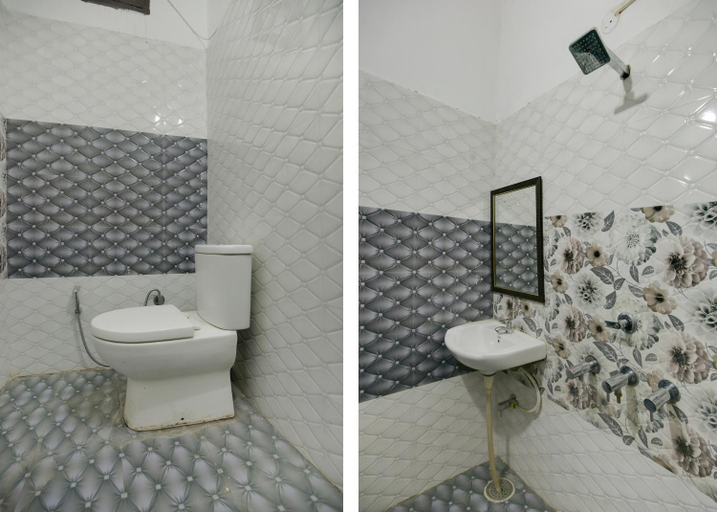 Bathroom 3, Hotel O Wave Inn Guest House, Ludhiana
