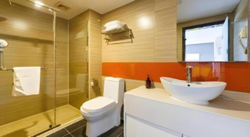 Bathroom 4, 7 Days Premium Xi'an Dayan Tower Xiaozhai Metro Station, Xi'an