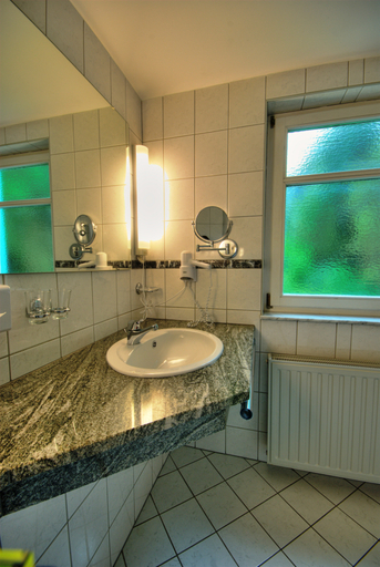 Bathroom 5, Meister BAR HOTEL Vogtland, Vogtlandkreis