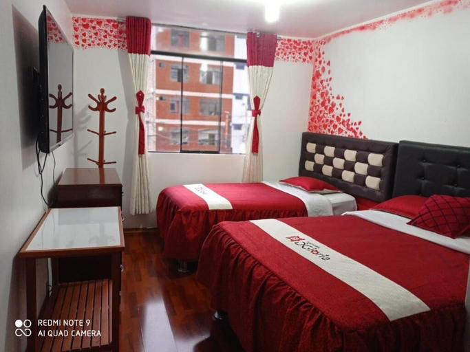 Bedroom 5, D'Gloria, Oyon