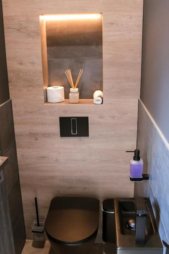 Bathroom 2, M26 Prémium Apartmanház, Balatonfüred
