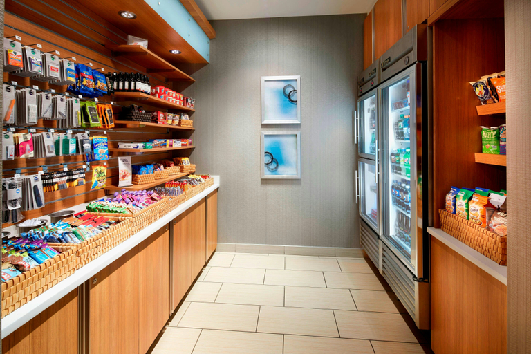 Food & Drinks 5, SpringHill Suites by Marriott Pittsburgh Bakery Square, Allegheny