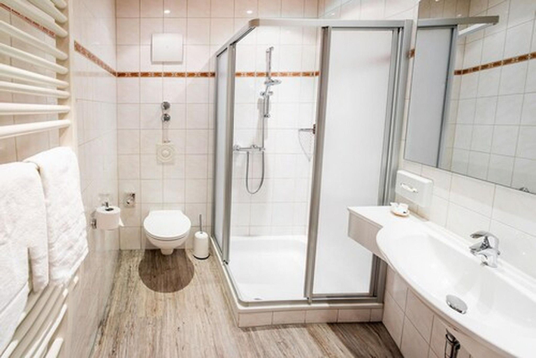 Bathroom 4, Haus Wiesengrund, Hochsauerlandkreis