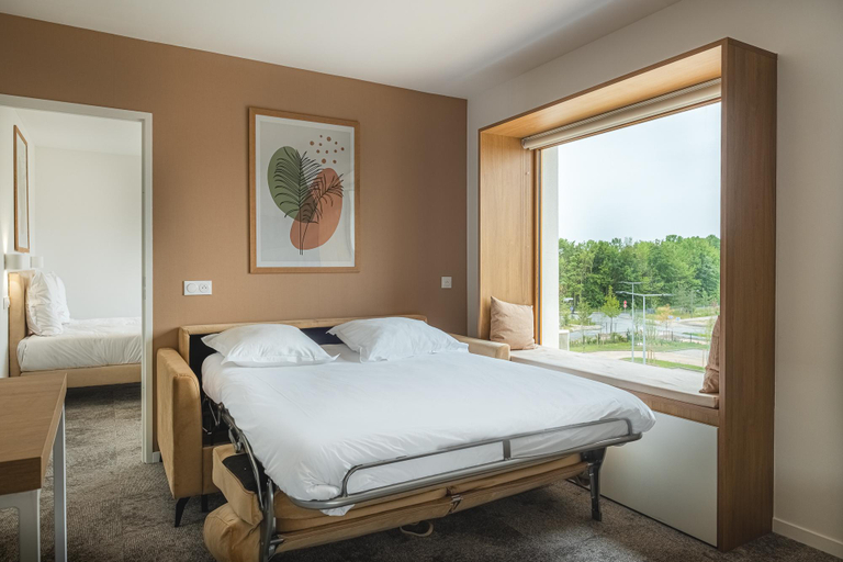 Bedroom 3, ibis Styles Amiens Sud, Somme