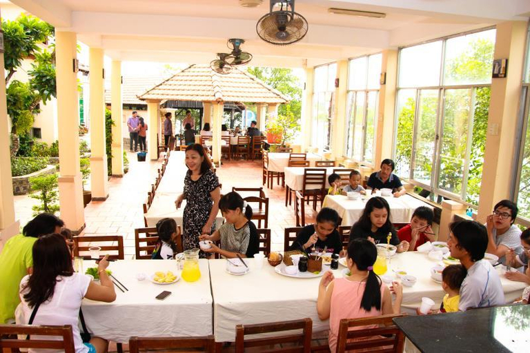 Food & Drinks 5, Loc An Resort, Đất Đỏ
