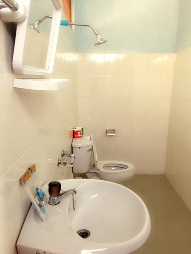 Bathroom, Sweet Inn, Taunggye