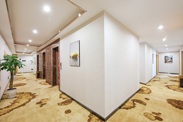 Others 5, Qiu Hotel (Chongqing West Railway Station), Chongqing