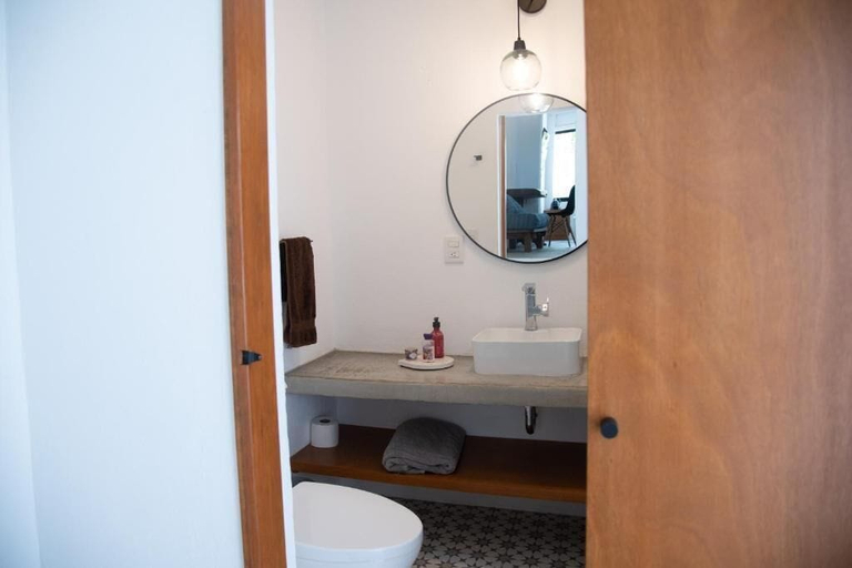 Bathroom 4, Casa Naamja, Tepoztlán