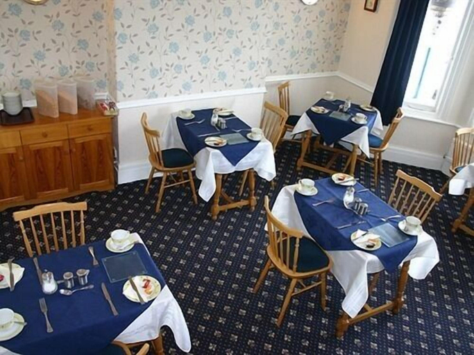 Food & Drinks 4, Sefton Lodge, Torbay