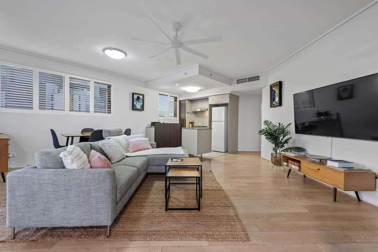 Interior 2, Breathtaking! 2bed/2bath/1car/balcony/views ~ CBD, Brisbane