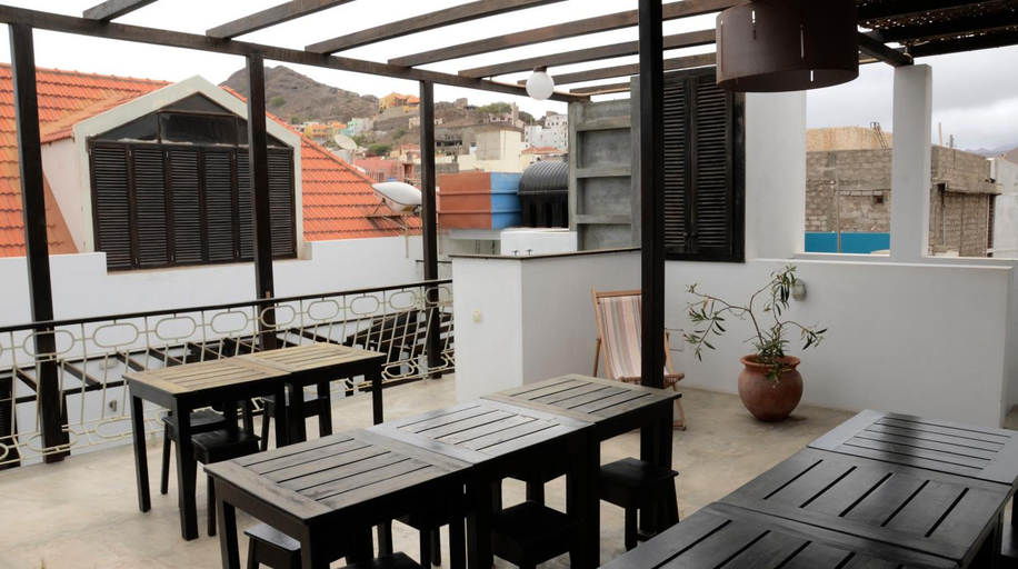 Others 5, Casa Colonial Mindelo