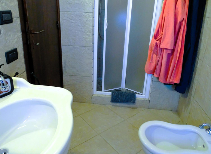 Bathroom 2, Bio Agriturismo Olivastrella, Terni