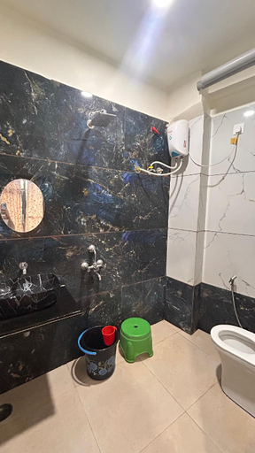 Bathroom 2, HOTEL MEERA, East Nimar