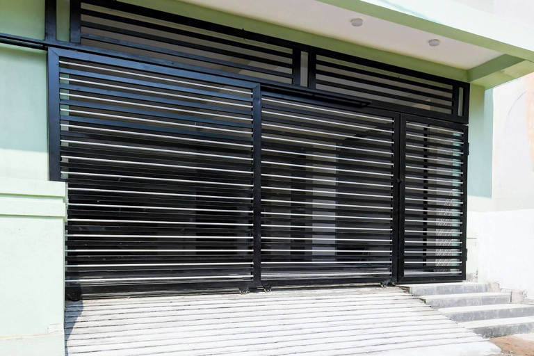 Exterior detail 2, Super Collection O VIP Road Near Golden, Puri