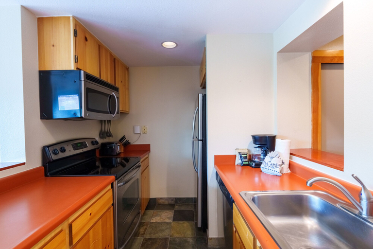 Others 5, 1811 Decatur Condo, Summit