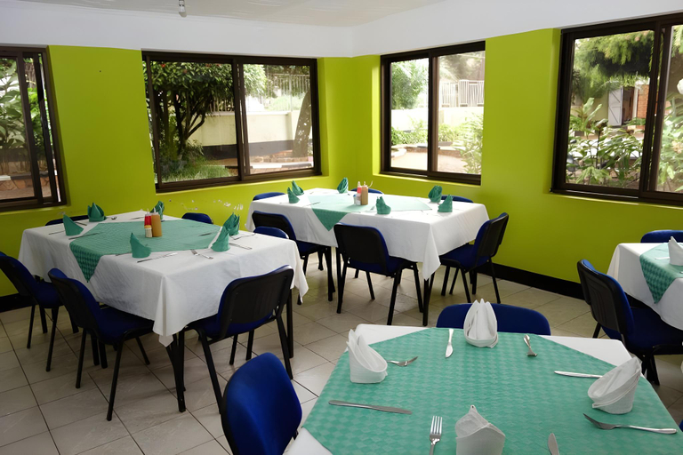 Food & Drinks, Emirina Travel Hotel, Jinja
