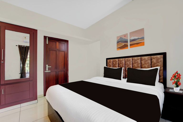 Room 5, Collection O Valiyavila Junction, Thiruvananthapuram