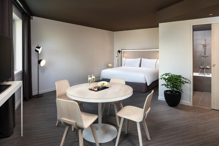 Bedroom 2, INNSiDE Paris Charles de Gaulle Airport, Val-d'Oise