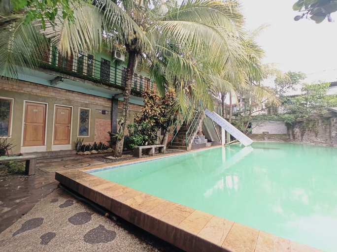 Pool, OYO 95347 Wisma Lamida, East Jakarta