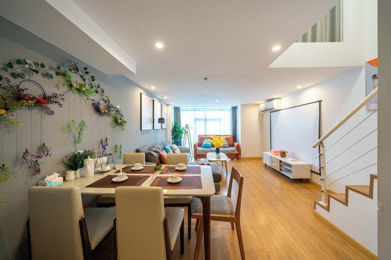 Food & Drinks, Shanghai Hills & Freshly Home Loft Retreat near NECC, Shanghai