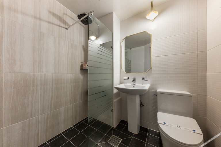 Bathroom, Gongju Q Hotel, Gongju