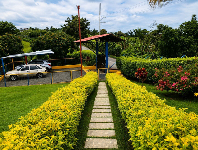 Property grounds 3, Finca Hotel Vista Palmar, Quimbaya