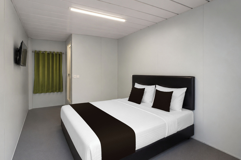 Room 2, Hotel O near Living Word Mall formerly T, Denpasar