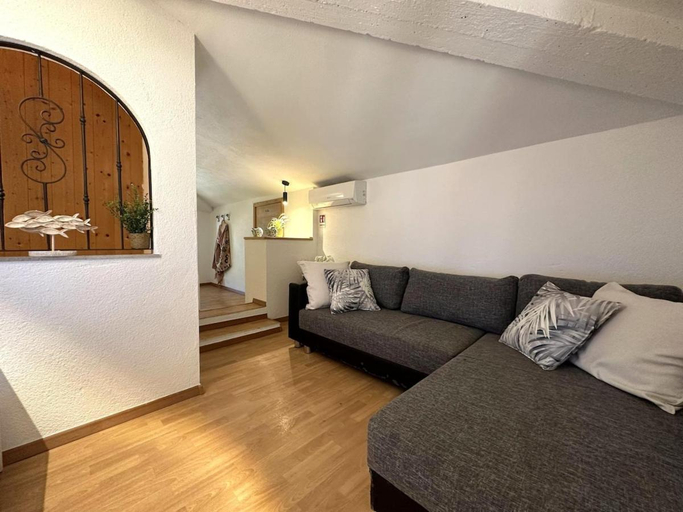 4, Villa Continenti, Udine