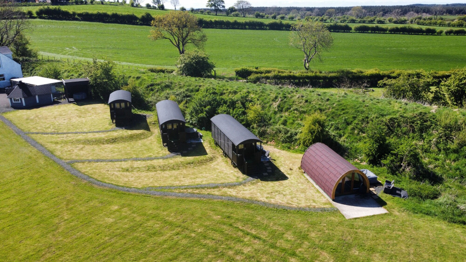 Exterior 4, Jeannies Retreat at Little Lake, Causeway Coast and Glens