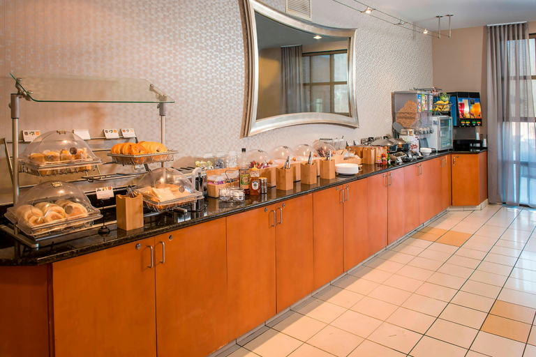 Food & Drinks 4, Springhill Suites by Marriott Prince Frederick, Calvert