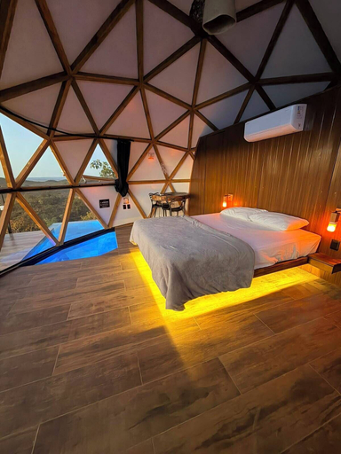 Room 4, Domo, Formosa