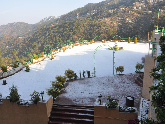 Others 4, Neovedic Resort, Solan