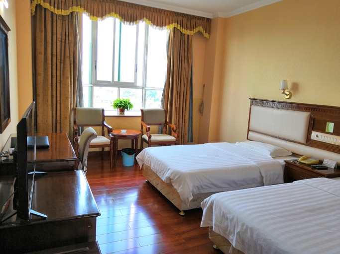 Bedroom 2, FengyuanHotSpringHote, Meizhou