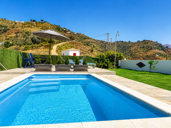 Room 2, Cortijo Juan de Dios Piscina Privada en Competa, Málaga