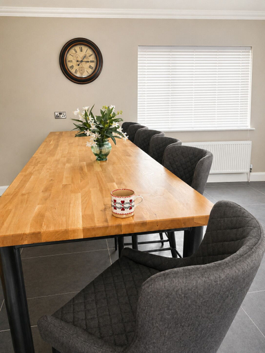 Dining, Glendine Lodge