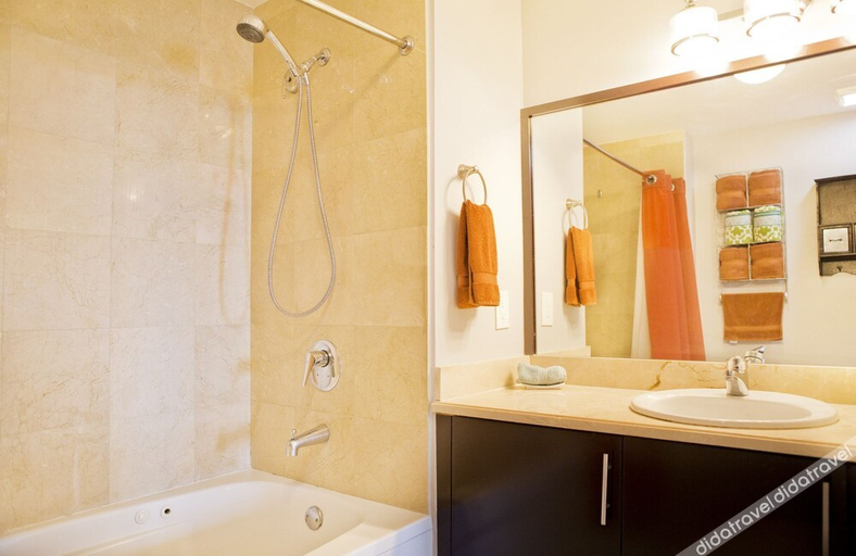Bathroom 3, Sonesta Residences By Sunnyside Retreats, Miami-Dade