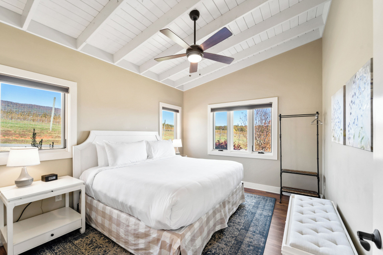 Bedroom 3, Afton Mountain Vineyards, Nelson