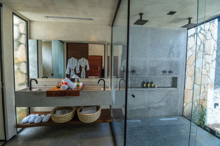 Bathroom 3, NANNAI Milagres, Passo de Camaragibe