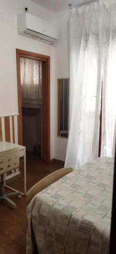 Bedroom 3, B&B DALLA ZIA, Bari